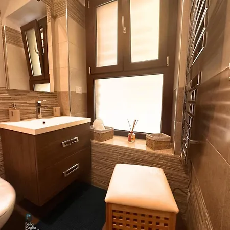 Romaseven Apartamento *